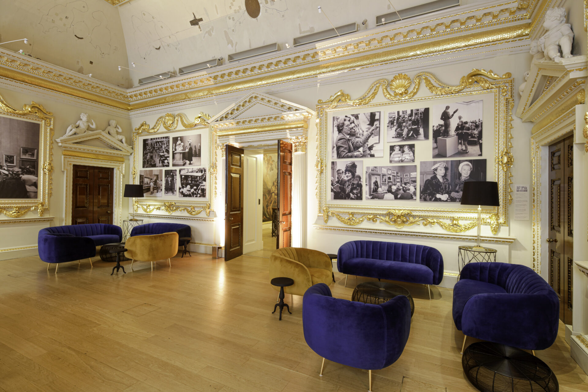 Dinky Sofa, Electric Blue